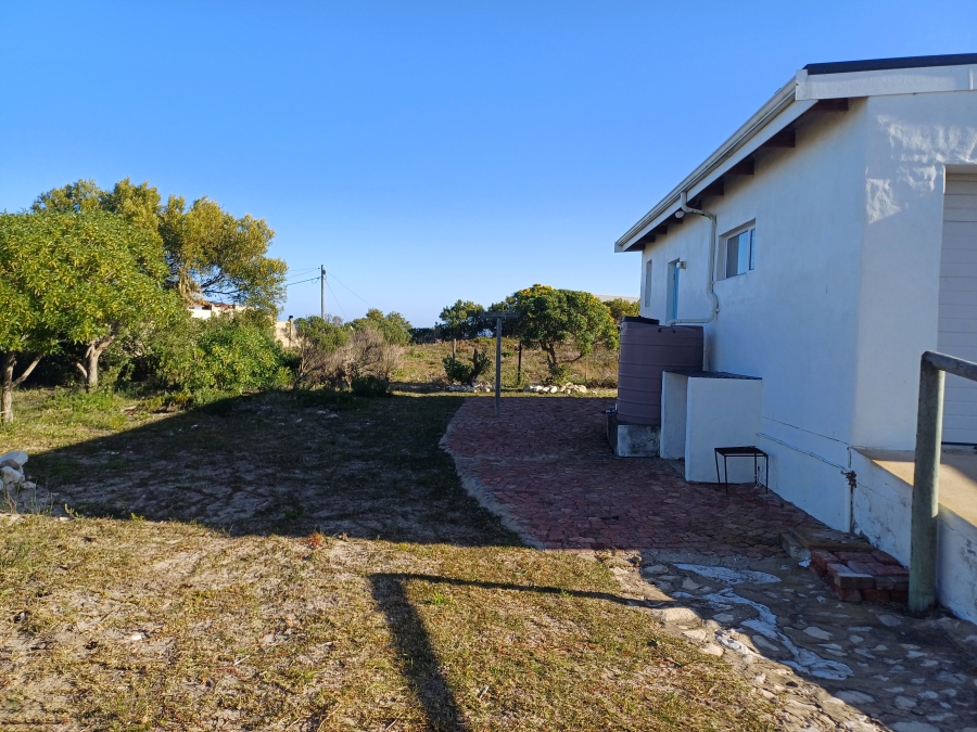 To Let 2 Bedroom Property for Rent in Oceanview Heights Western Cape